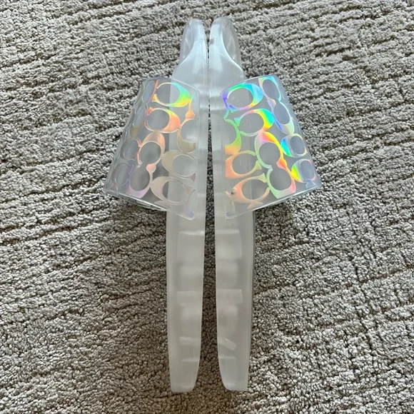 Coach Ugo Iridescent Signature Slides - Picture 5 of 9